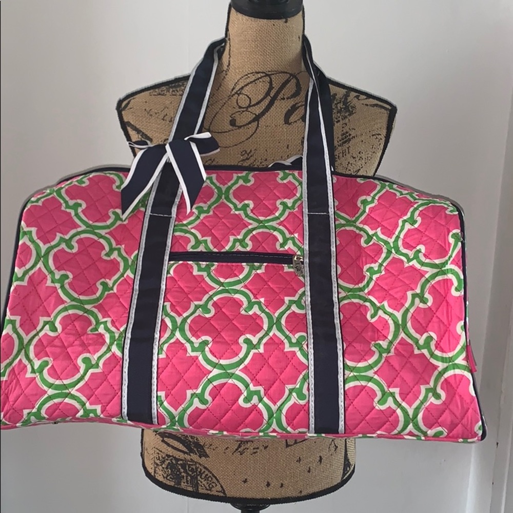 Quilted Over Night Bag Large Travel Size NEW